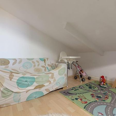 Lovely Spacious 3Room Loft Under Roof-100M2-Touristarea Rauth Exterior photo